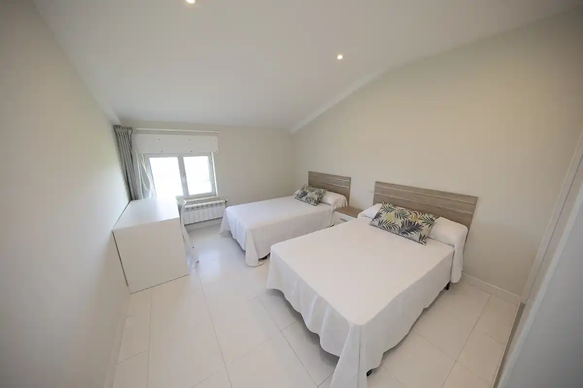 Apartamentos en la Costa de Lugo Casa playa de Foz dormitorio dos camas