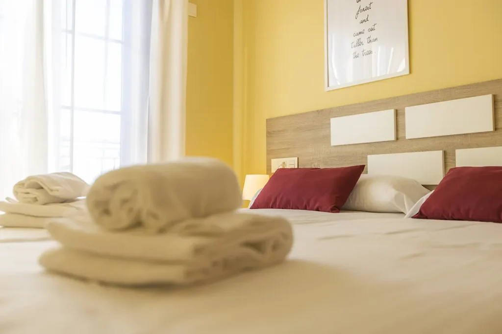 Apartamentos en la Costa de Lugo Costa Reinante Atico Barreiros cama matrimonio