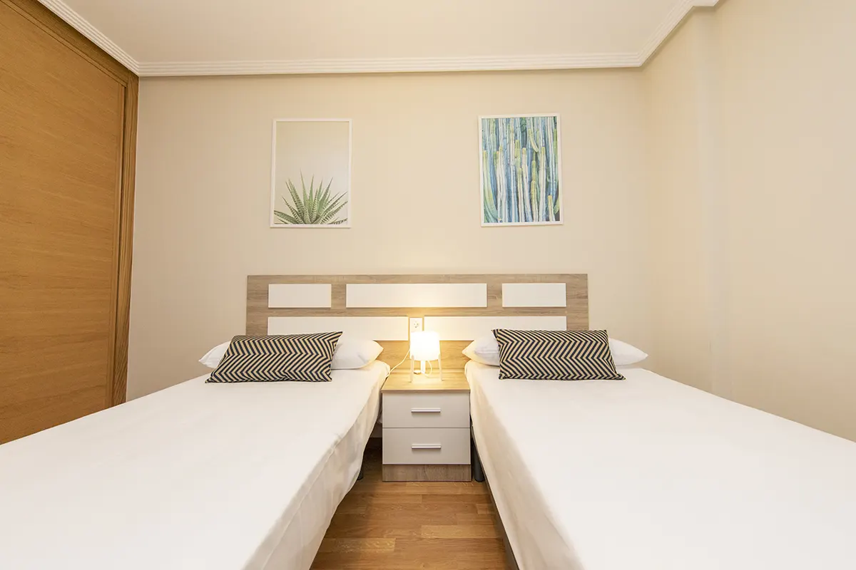 Apartamentos en la Costa de Lugo Urb Foz 2 dormitorios habitación doble