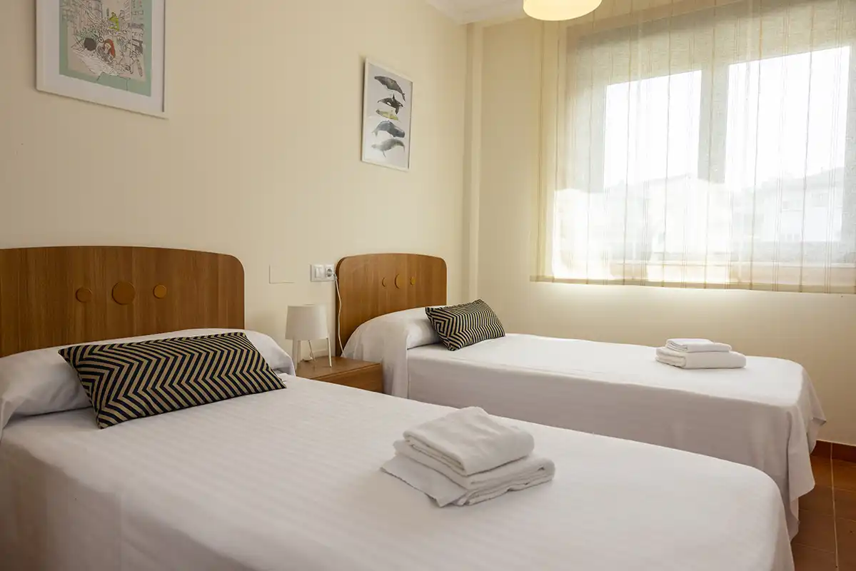Apartamentos en la Costa de Lugo Urb Traiñeira dormitorio doble
