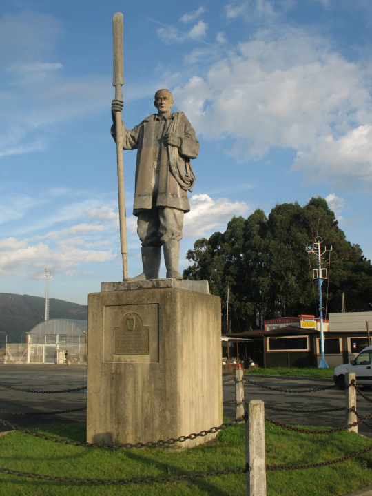 imagen de la costa de o vicedo monumento