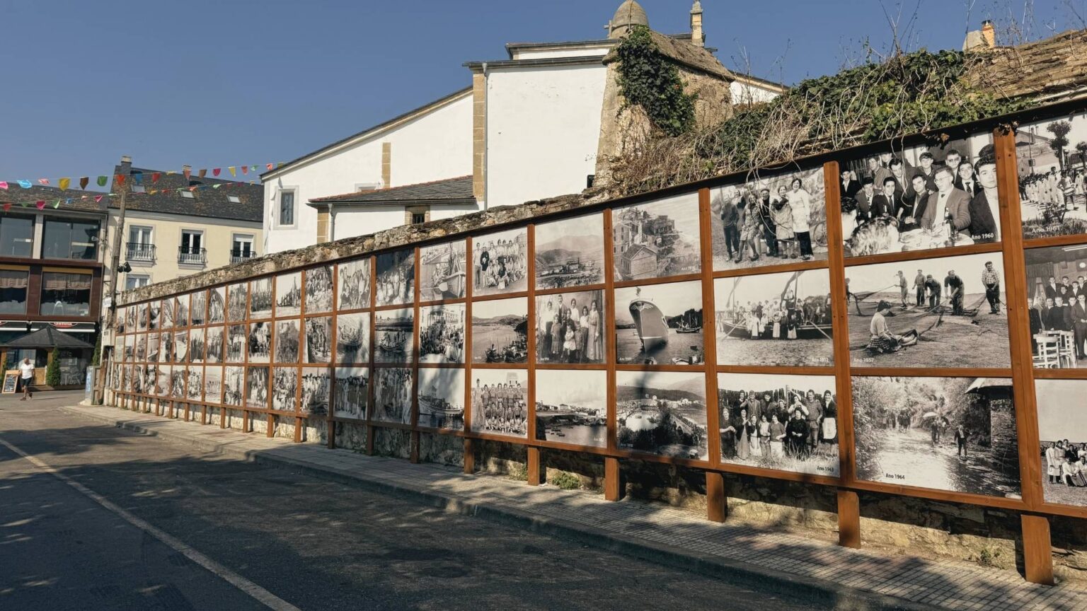 mural de foz paseo marítimo